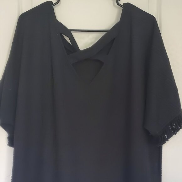 Women's Black Fringe Short Sleeve Sweater - Picture 2 of 6